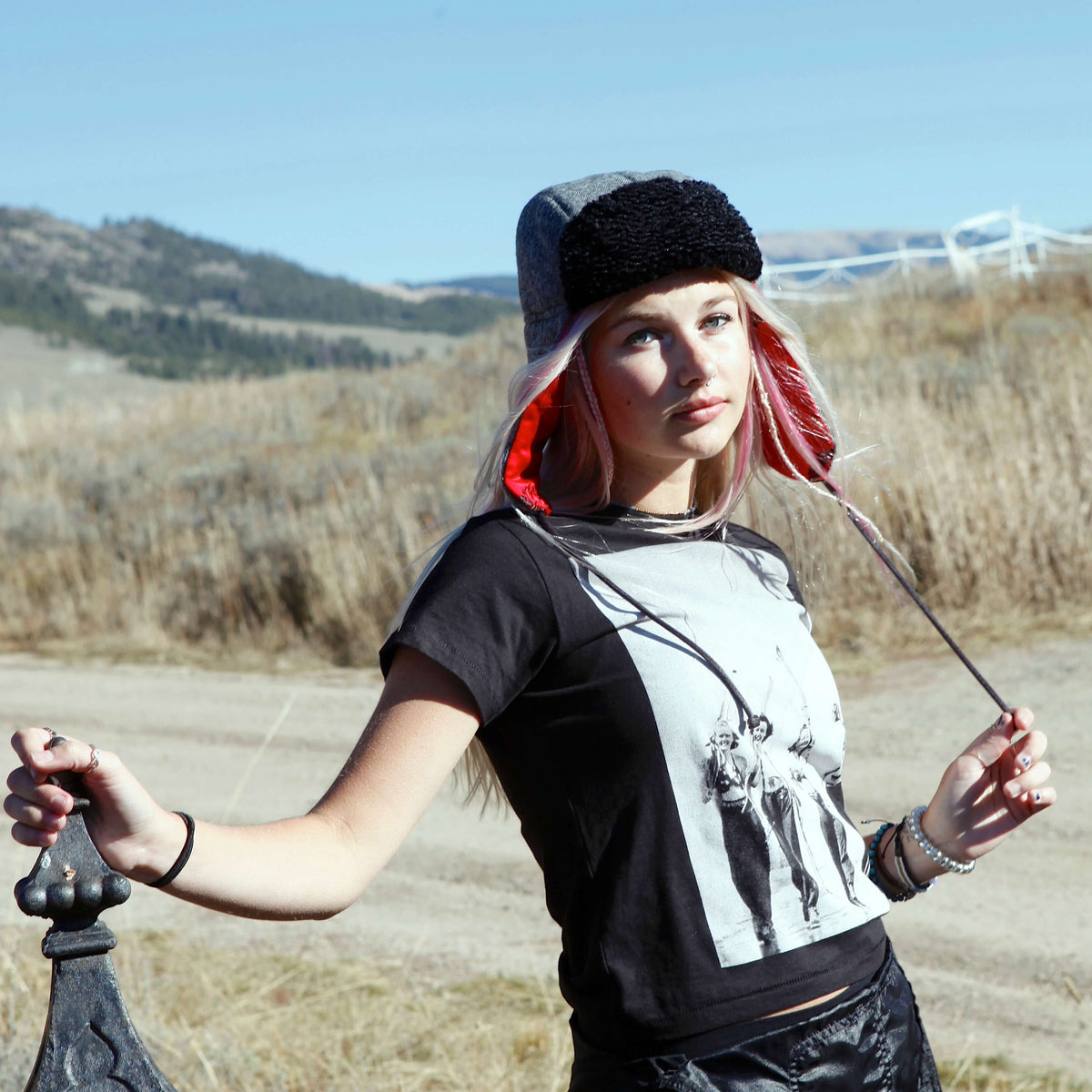 "1876" Hat - Black & White Wool With Red Lining